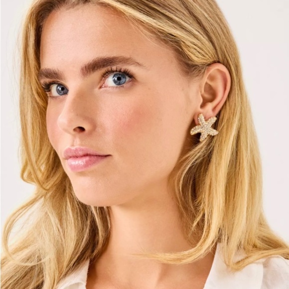 Lilly Pulitzer Starfish Stud Earrings. New - Picture 1 of 3